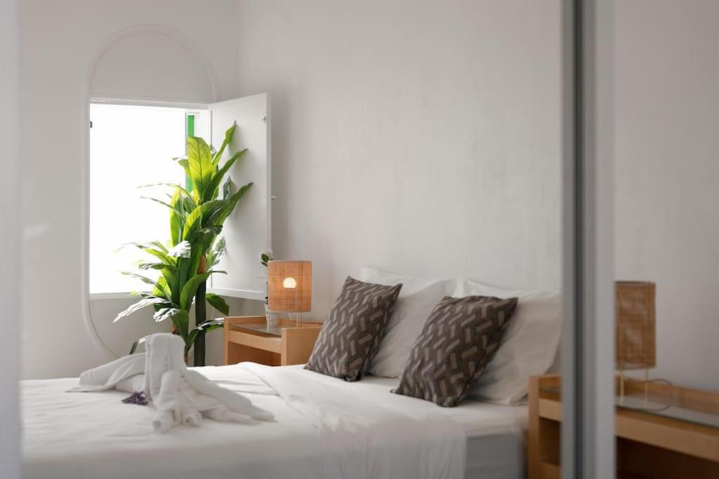 Sunset Terrace - Beachfront Apartment With Private Parking Nazare Exterior photo